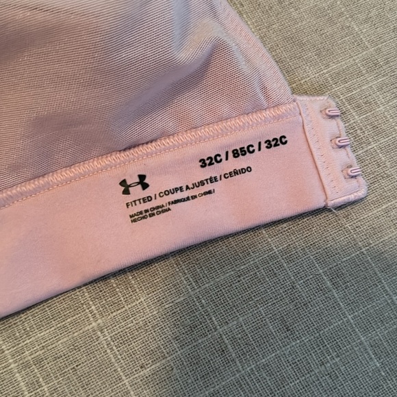 Under Armour Padded Sports Bra - Picture 5 of 7